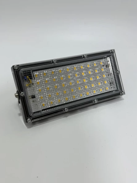 Su Geçirmez Bahçe Led Projektör 3000K 50W - 2