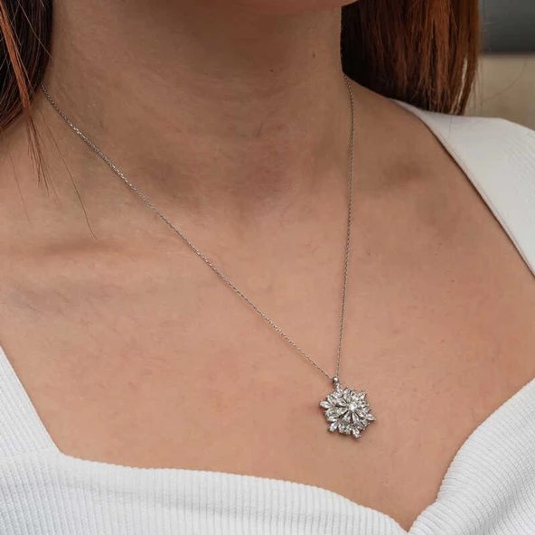 Lucky Life Gümüşh  Kadın Dönen Kar Tanesi Lotus Çiçeği Kolye - 5