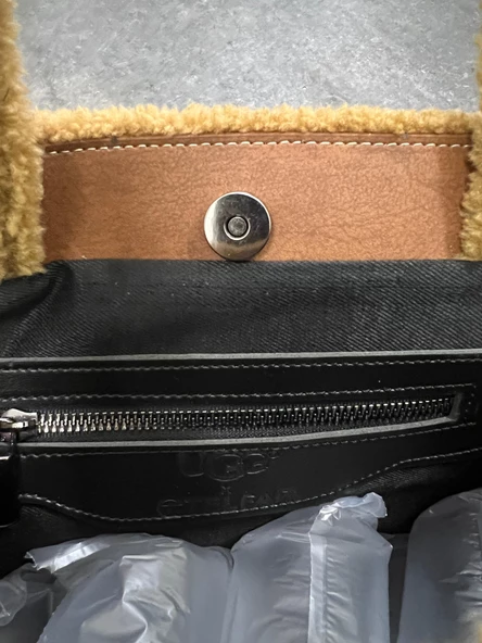 W Ugg X Telfar Çanta - Resim 4