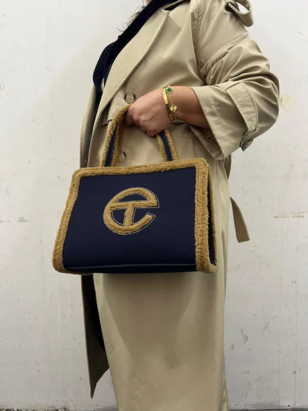 W Ugg X Telfar Lacivert Çanta