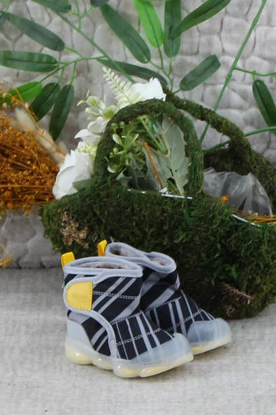 Vicco 943.E24K.482 Gri Helyum Işıklı Erkek Çocuk Bot ürün görseli