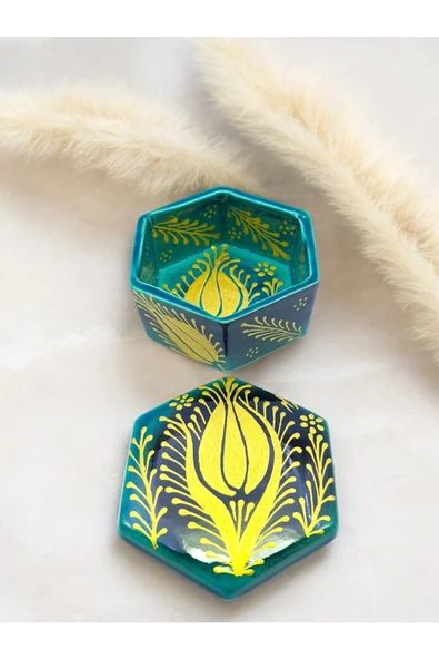 sharp&art  Altın Lale El Işlemesi Seramik Takı Kutusu,2 Farklı Model(KALP:10 CM*5,5 CM)(ALTIGEN:11,5 CM*5,5 CM) - 3