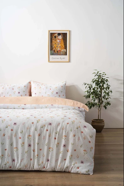 Soft Çiçekli Çift Kişilik Nevresim Takımı Pamuklu