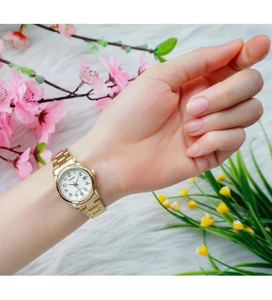 Casio LTP-V002G-7B2UDF Altın Renk Kadın Kol Saati - 4