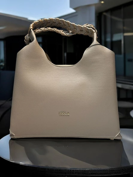 İSOLA El Ve Kol Çantası Olarak Tasarlanmış Suni Deri Bayan Omuz Çantası SL.7363477144VZN ürün görseli