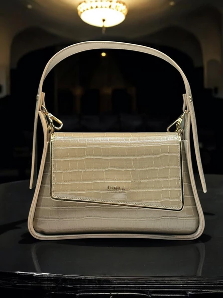 İSOLA El Ve Kol Çantası Olarak Tasarlanmış Suni Deri Bayan Omuz Çantası SL.73634496VZN ürün görseli