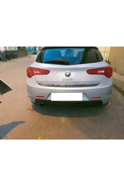 Alfa Romeo Krom Bagaj Alt Çıtası 2012 Sonrası Paslanmaz Çelik
