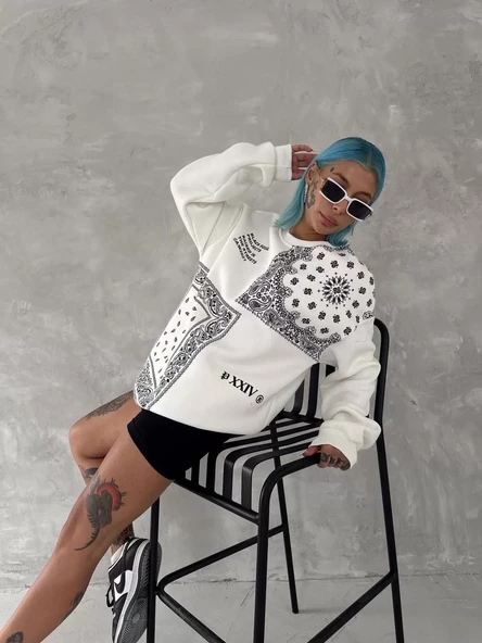 Desenli  Bisiklet Yaka Oversize SweatShirt - Beyaz