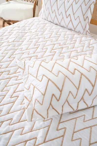 Rivaİstanbul Maria Çift Kişilik Kortlu Kapitone Yatak Örtüsü Takımı 3 Parça Uyku Seti - Resim 4