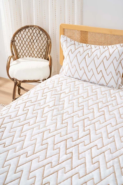 Rivaİstanbul Maria Çift Kişilik Kortlu Kapitone Yatak Örtüsü Takımı 3 Parça Uyku Seti - Resim 3