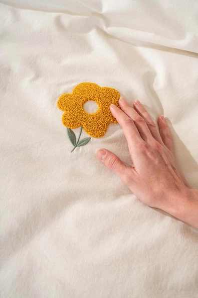 Rivaİstanbul Florita Sarı Çift Kişilik Nakışlı 6 Parça %100 Pamuklu Nevresim Takımı & Çeyiz Seti - Resim 8