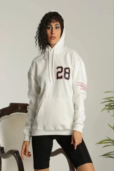 Kadın Sırt Baskılı Oversize Kapüşonlu Sweatshirt - Beyaz - 2