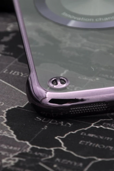 iPhone 11 Uyumlu Mor Renkli İnce Kenarlı Şeffaf Sert Kapak Kılıf - Resim 4