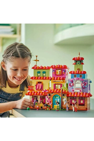 LEGO Disney Enkanto Sihirli Madrigal Evi 43245 - 5