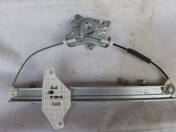 Hyundai Accent Admair Milenyum 2000-2006 Ön kapı Cam Krikosu Sol elektrikli ve motor hariç şöför tarafı Orjinal Marka Orjinal Parça 82403-25010 - 5