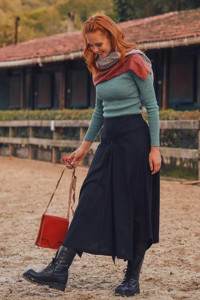 Biye Detaylı Asimetrik Kesimli Kloş Etek - Resim 3