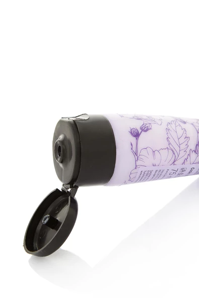 Pierre Cardin Lost Heaven Baobab Yağı İçeren E Vitaminli Nemlendirici El Kremi - 75 ML - 5