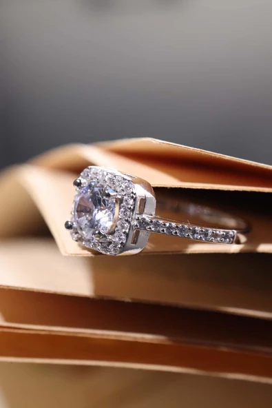 Yuavarlak Zirkon Tek Taşlı Tektaş Zarif Kadın Yüzük Topaz Pırlanta Modeli - 8