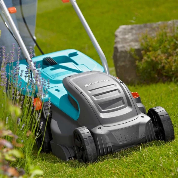 Gardena 5032 Çim Biçme Makinesi PowerMax 1200/32 - 4