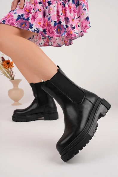 Muggo PAMELA Garantili Kadın Kalın Taban Bot - 10