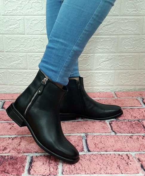 Voyager 8479 Siyah Yandan Fermuarlı Hakiki Deri Kaymaz Kare Topuk Bayan Bot - Resim 5