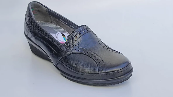 FORELLİ 26239 KEMİK ÇIKINTISI DOLGU TOPUK KADIN AYAKKABI - Resim 2