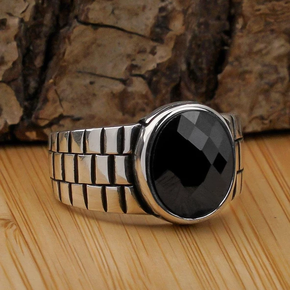 Saat Kordon Tasarımlı Yuvarlak Siyah Zirkon Taşlı Gümüş Erkek Yüzük ürün görseli