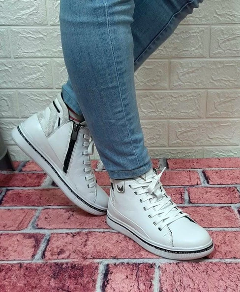 Voyager 8498 Beyaz Renk Hakiki Deri Kaymaz Taban Fermuarlı Bağacaklı Bot - Resim 3