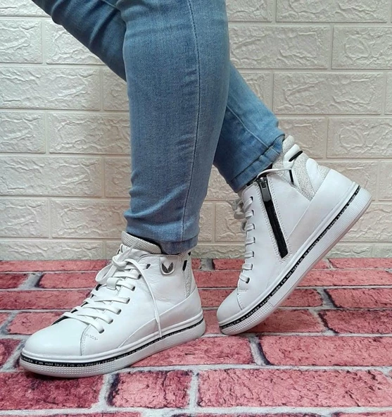 Voyager 8498 Beyaz Renk Hakiki Deri Kaymaz Taban Fermuarlı Bağacaklı Bot - Resim 6