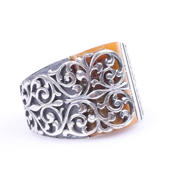 925 Ayar Gümüş Ajurlu Sarı Renk Sıkma Kehribar Erkek Yüzük ürün görseli