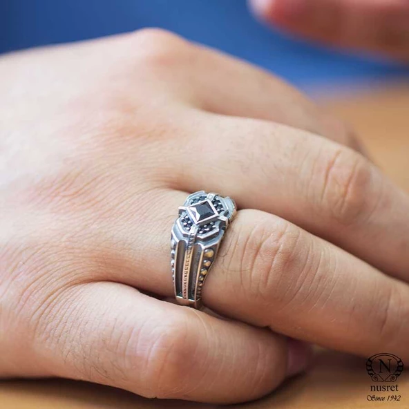 925 Ayar Gümüş Kare Onix Taşlı Erkek Yüzük ürün görseli 1