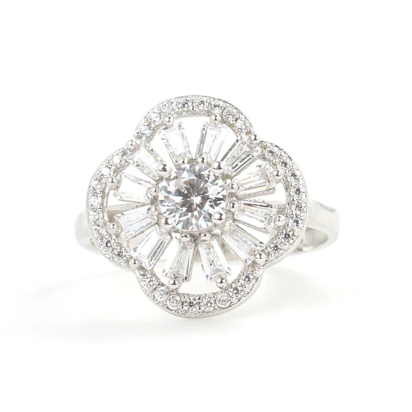 925 Ayar Gümüş Yonca Modeli Baget ve Zirkon Taşlı Yüzük - Resim 3