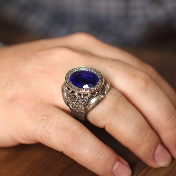 925 Ayar Gümüş Oval Sentetik Safir Taşlı İşlemeli Kollu Erkek Yüzük - Resim 7