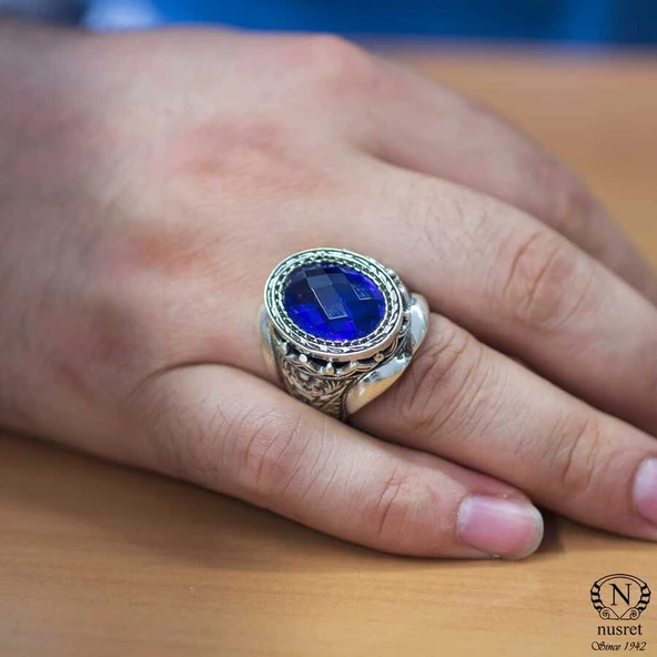925 Ayar Gümüş Oval Sentetik Safir Taşlı İşlemeli Kollu Erkek Yüzük - Resim 2