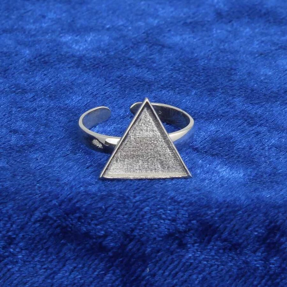 Gümüş Üçgen Minimal Yüzük - Resim 3