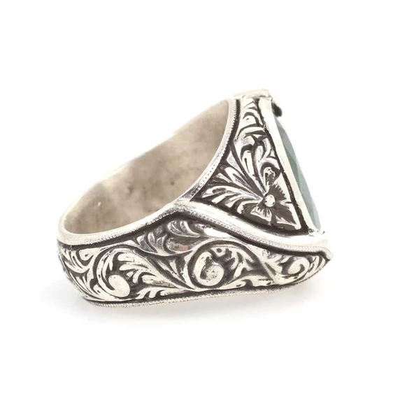 925 Ayar Gümüş Kök Zümrüt Taşlı Elişi Kalemli Yüzük - Resim 3