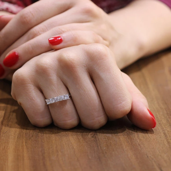 925 Ayar Gümüş V Tırnak Beştaş Yüzük ürün görseli 1