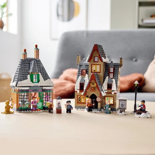 LEGO Harry Potter 76388 Hogsmeade Village Visit - 6