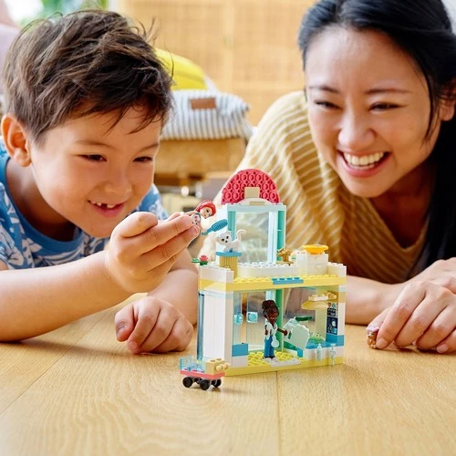 LEGO Friends 41695 Pet Clinic - 4