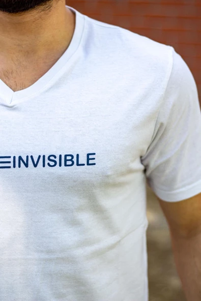 Beyaz Invisible Yazılı Kısa Kollu V Yaka Erkek Tişört 20ETSHNVSB - 5