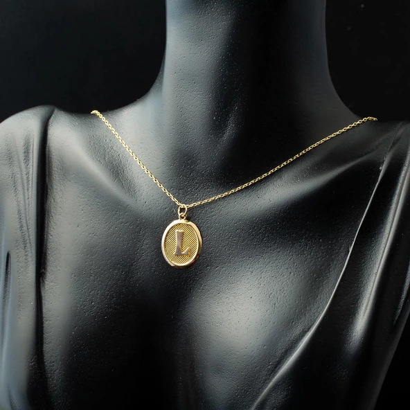 L Harfi Oval Altın Kolye - Resim 4