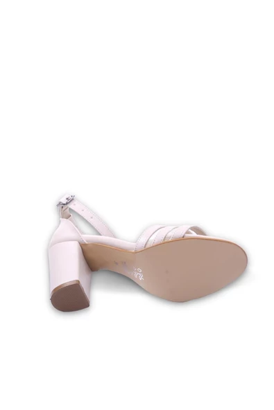 Goldstep 1601 Kadın 7,5 Cm Topuk Dantelli Tek Bant Sandalet - 10