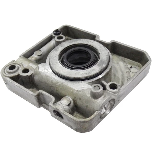 Husqvarna 503463702 Yağ Pompası Komple - Husqvarna 394, 395