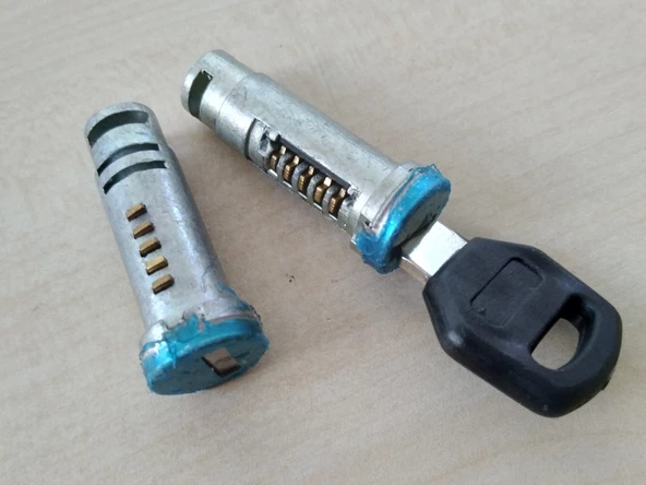 MURAT 131 KAPI ŞİFRESİ ANAHTARLI 2Lİ (METAL KAPI KOLLARI İÇİNDİR) M131 KAPI KİLİDİ, KAPI ANAHTARI - 2