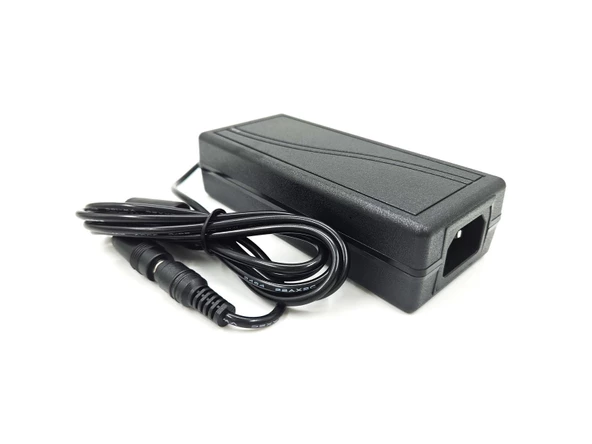 12 Volt 10 Amper LED Adaptör RETRO