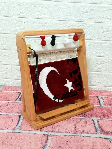 100tel Atatürk Figürlü Bayrak  Motifli El Dokuması Minyatür Halı - 4