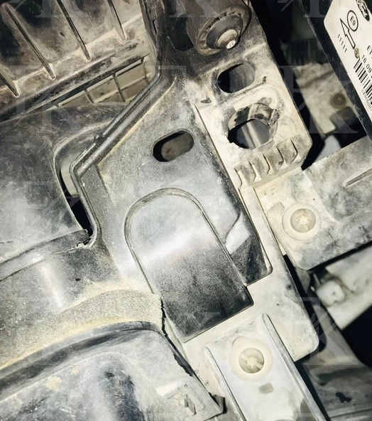 Ford Courier Radyatör Panel Üst Plastiği Takım 2 Adet 2014-2023 - 6