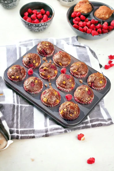 Cupcake Muffin Kalıbı 12'li Kek Yanmaz Kurabiye Kalıbı Fırın Çörek Kapsül Tepsisi Paslanmaz Siyah