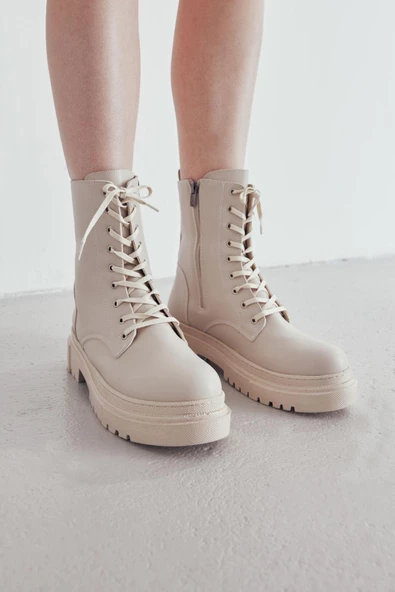 Muggo Carol Garantili Kadın Bağcıklı Postal Bot - 11