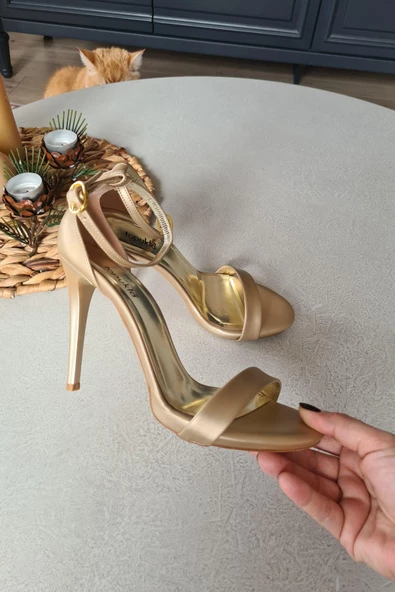 63 Topukla Kadın Tek Bant Deri Ayakkabı - 3